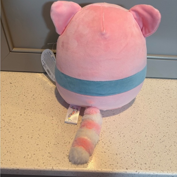 Nwt Squishmallow Ditty the pink lemur 8” - Picture 3 of 4